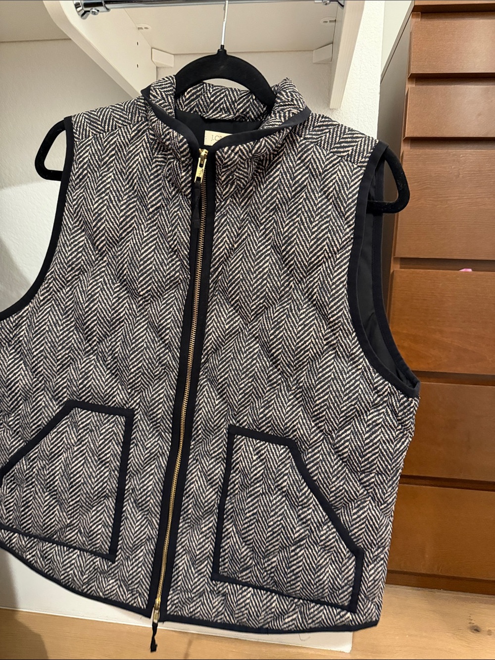 J crew vest size L